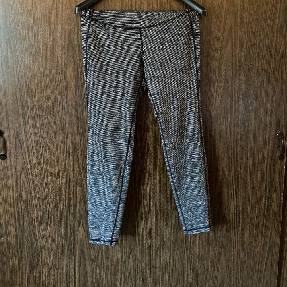 Old Navy Active Leggings